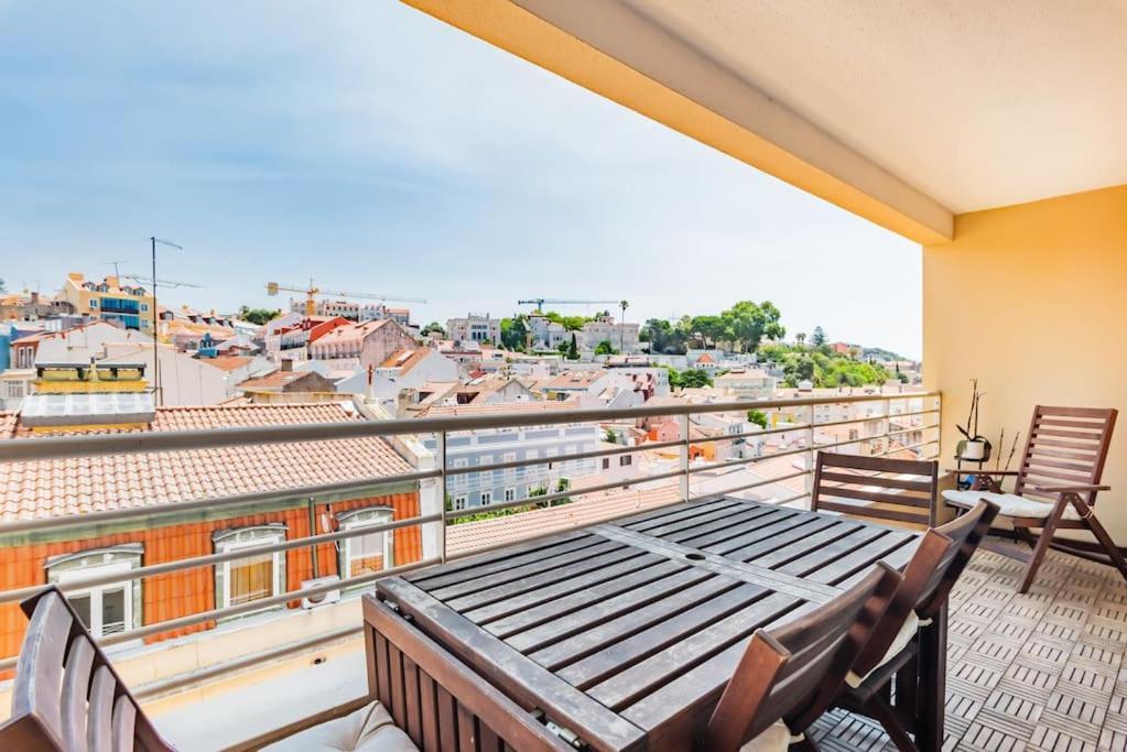 Lay Your Hat At Avenida Da Liberdade Apartment Lisbon Exterior photo